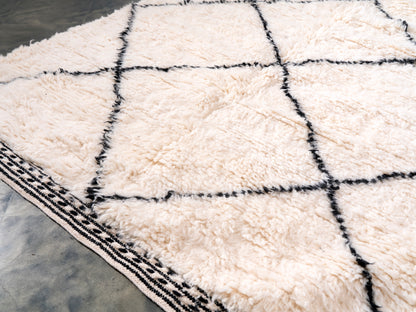 5x8 ft Handmade Rug Amazigh Beni Ourain ⵉⵍⵍⵉ. FREE SHIPPING