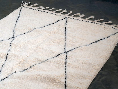 5x7 ft Handmade Rug Amazigh Beni Ourain ⵜⵓⴷⴻⵔⵜ. FREE SHIPPING