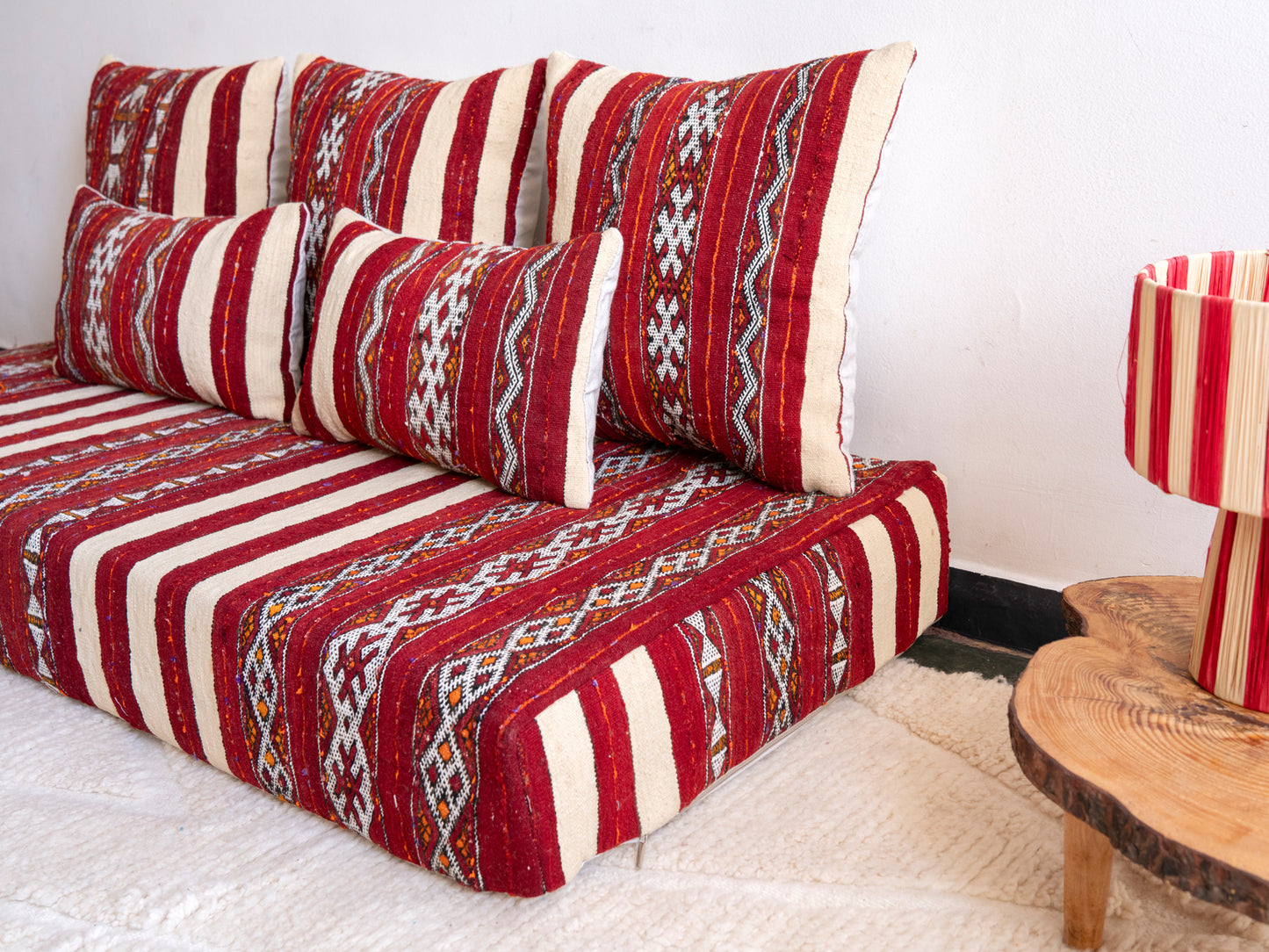 5ft Handmade Amazigh Handira Sofa ⵜⴰⴼⵍⴻⵙⵜ. FREE SHIPPING