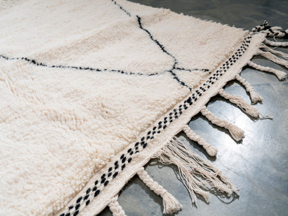5x7 ft Handmade Rug Amazigh Beni Ourain ⵜⵓⴷⴻⵔⵜ. FREE SHIPPING