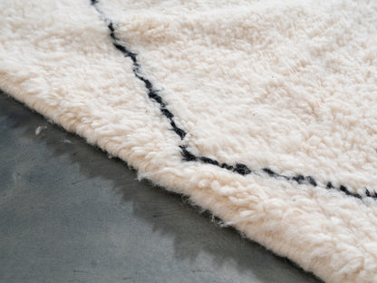 5x7 ft Handmade Rug Amazigh Beni Ourain ⵜⵓⴷⴻⵔⵜ. FREE SHIPPING