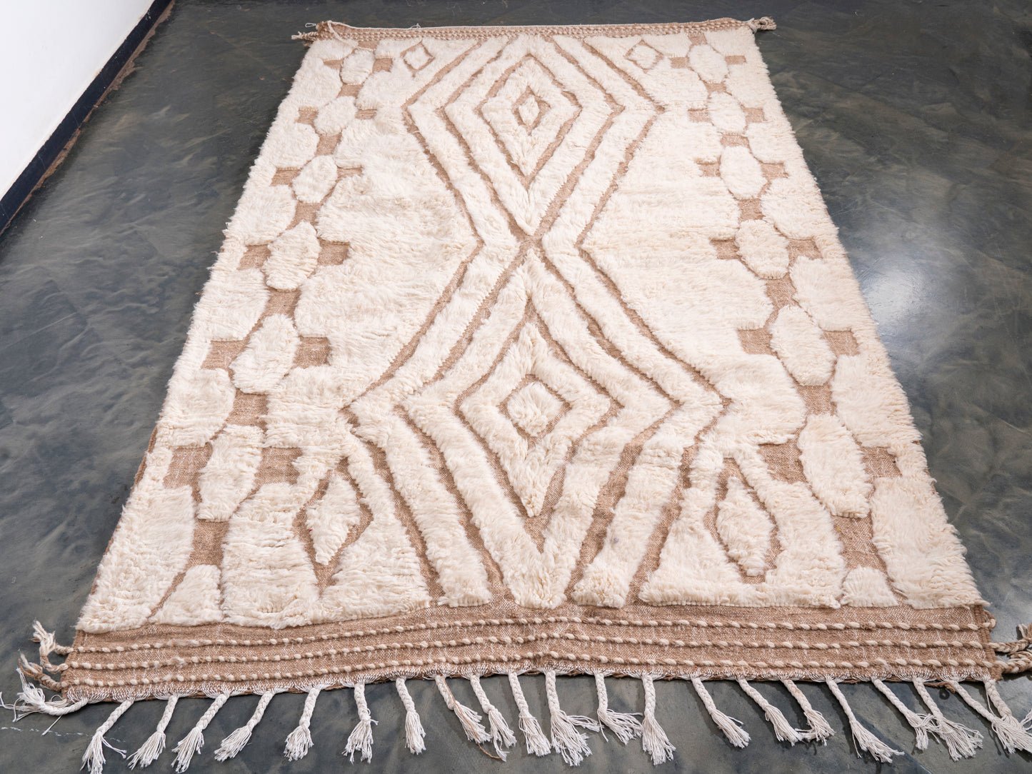 7X10 ft Handmade Rug Amazigh Beni Ourain ⵜⵓⴷⴻⵔⵜ. FREE SHIPPING