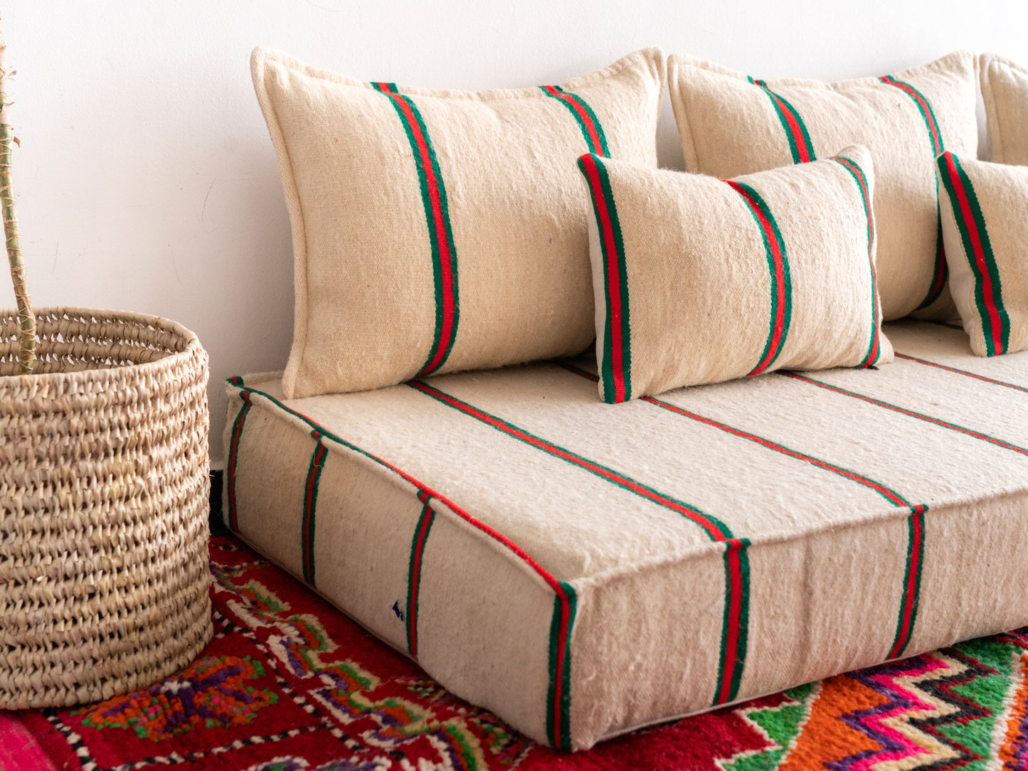 6ft Handmade Amazigh Vintage Sofa Azoud ⴰⵓⵔⵉⵏⵊ. FREE SHIPPING