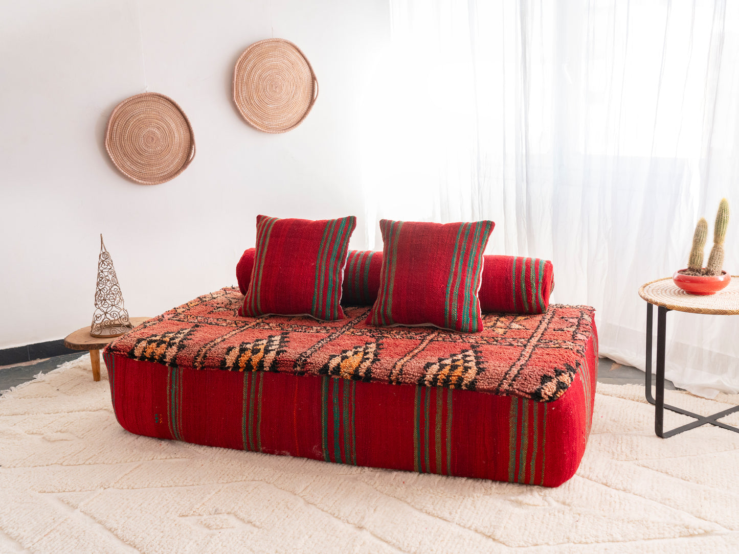 5ft Handmade Amazigh Sofa Marrakech ⵜⴰⴼⵍⴻⵙⵜ. FREE SHIPPING