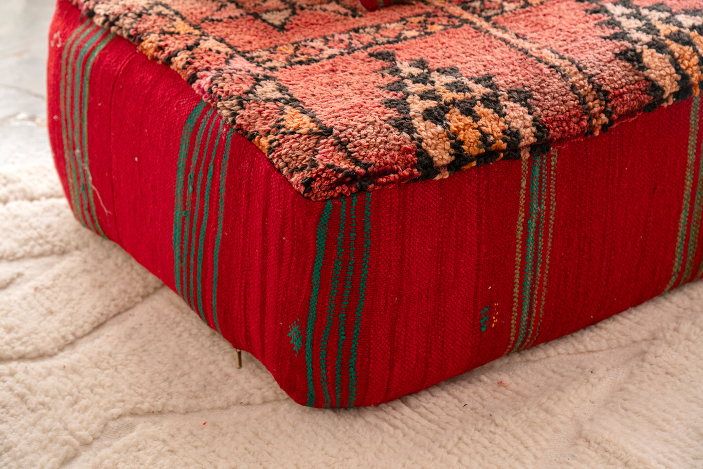 5ft Handmade Amazigh Sofa Marrakech ⵜⴰⴼⵍⴻⵙⵜ. FREE SHIPPING