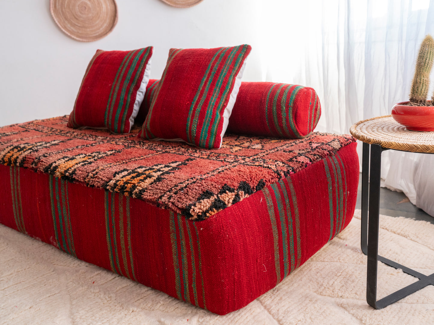 5ft Handmade Amazigh Sofa Marrakech ⵜⴰⴼⵍⴻⵙⵜ. FREE SHIPPING