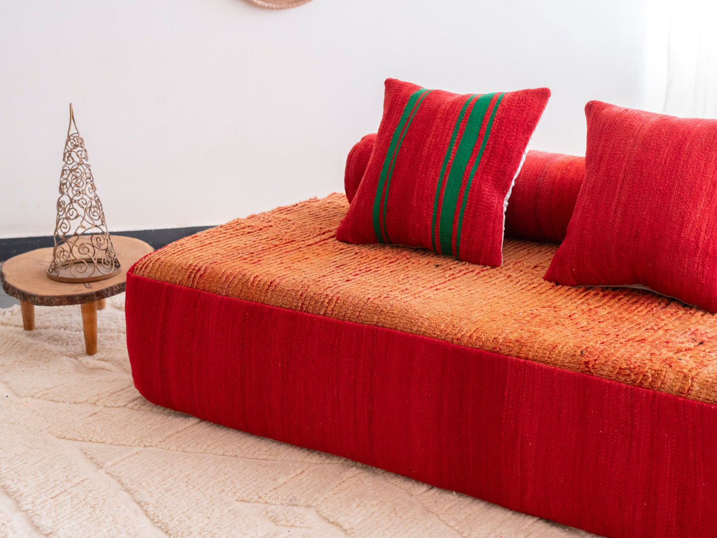 5ft Handmade Amazigh Sofa Agdal ⵜⴰⴼⵍⴻⵙⵜ. FREE SHIPPING