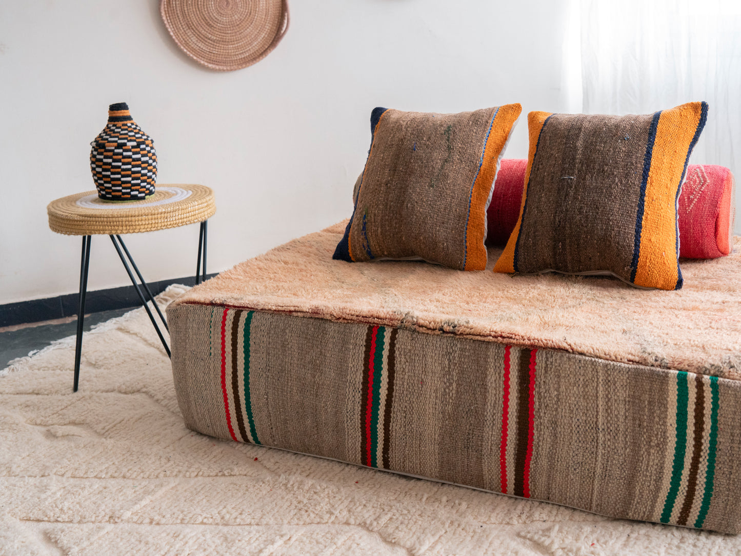 4ft Handmade Amazigh Illino Sofa Eli ⵜⴰⴼⵍⴻⵙⵜ. FREE SHIPPING