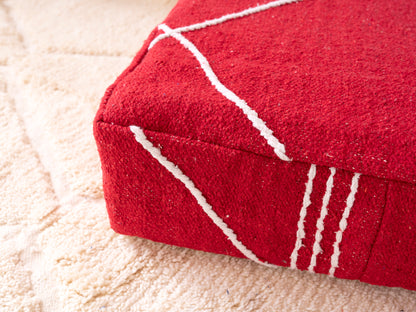 Handmade Amazigh floor poof Illy.