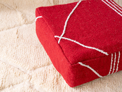 Handmade Amazigh floor poof Illy.