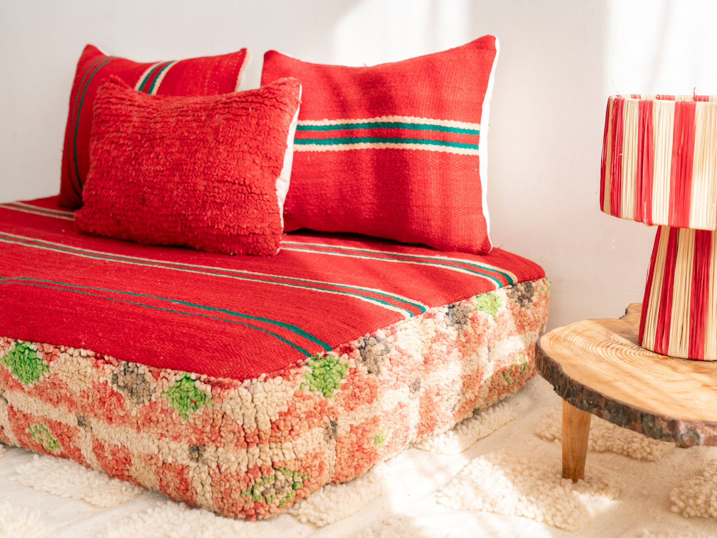 4ft Handmade Amazigh Sofa Safi ⵜⴰⴼⵍⴻⵙⵜ. FREE SHIPPING