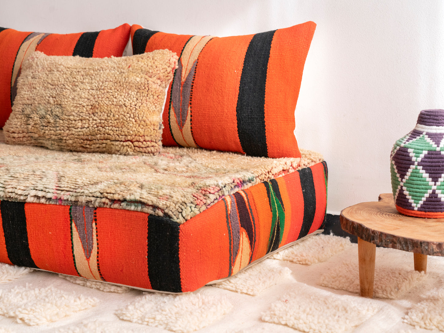 4ft Handmade Amazigh Sofa Tiznit ⵜⴰⴼⵍⴻⵙⵜ. FREE SHIPPING