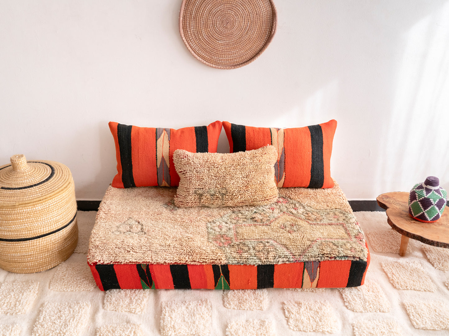 4ft Handmade Amazigh Sofa Tiznit ⵜⴰⴼⵍⴻⵙⵜ. FREE SHIPPING