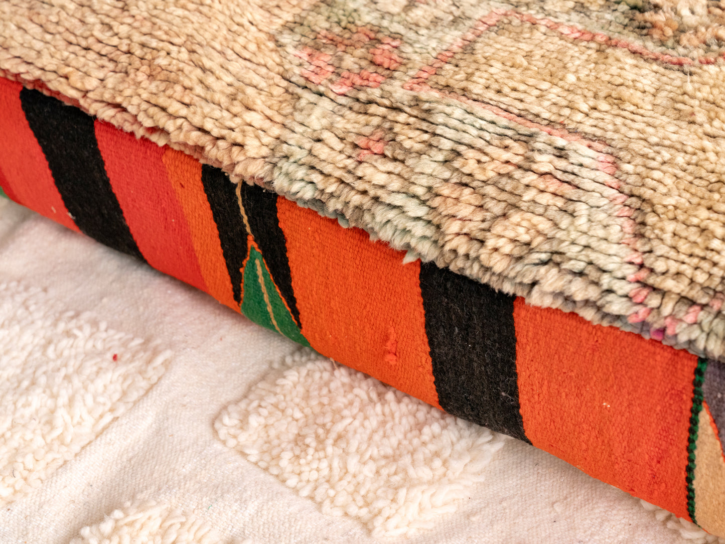 4ft Handmade Amazigh Sofa Tiznit ⵜⴰⴼⵍⴻⵙⵜ. FREE SHIPPING