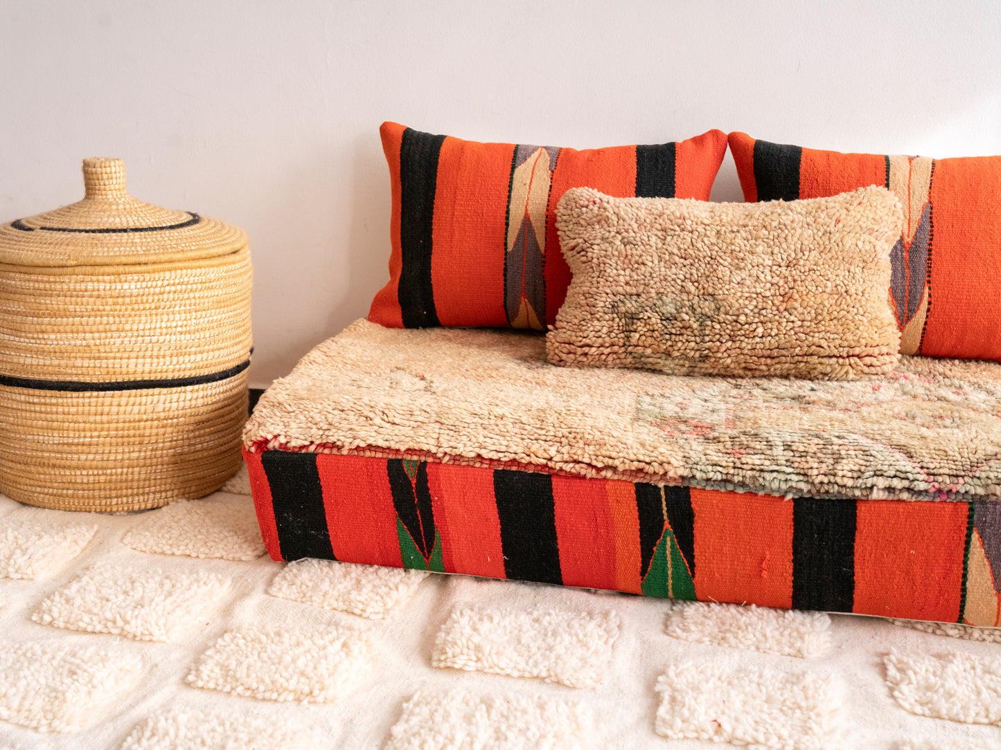 4ft Handmade Amazigh Sofa Tiznit ⵜⴰⴼⵍⴻⵙⵜ. FREE SHIPPING