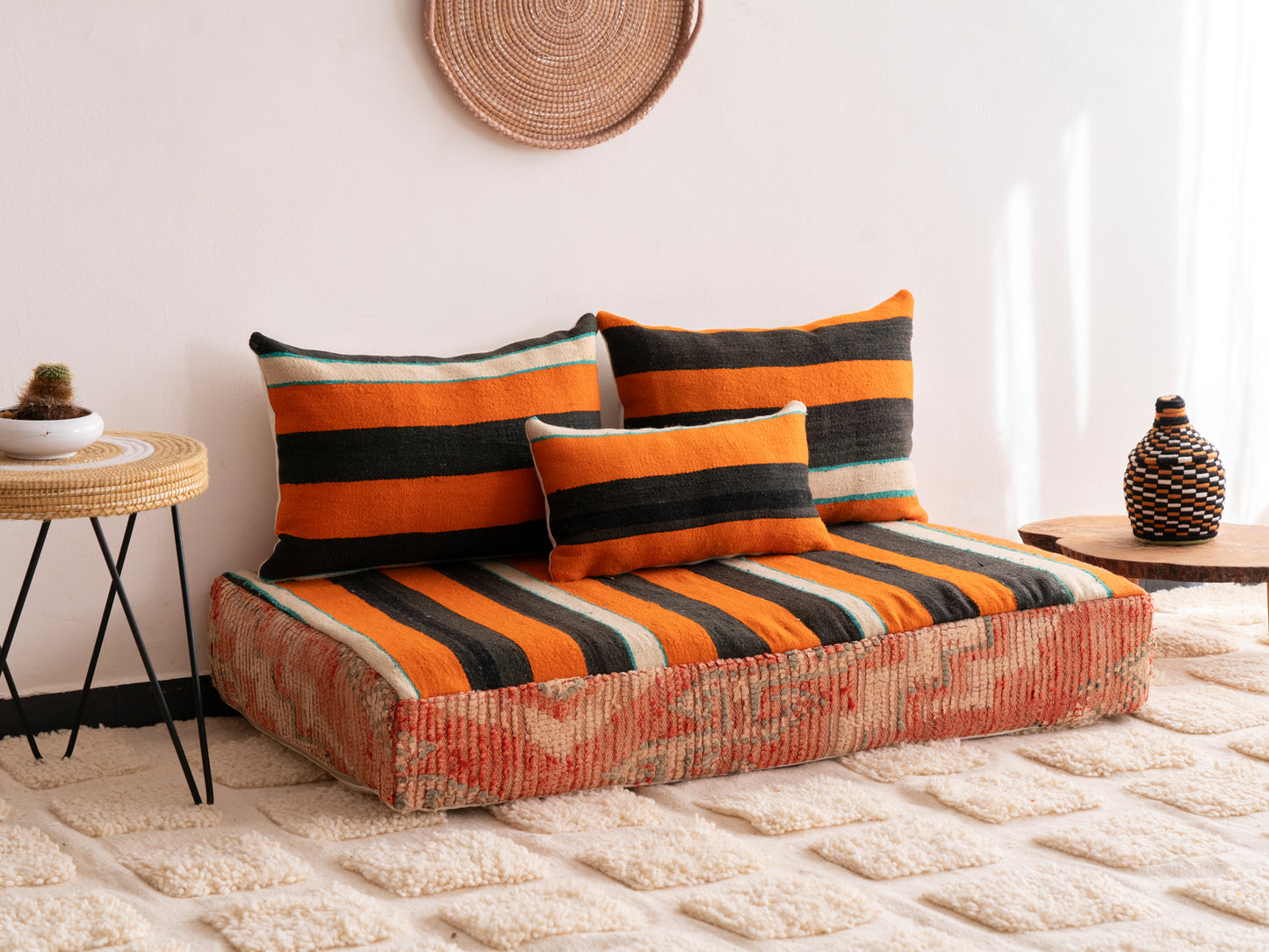 4ft Handmade Amazigh Sofa Asila ⵜⴰⴼⵍⴻⵙⵜ. FREE SHIPPING