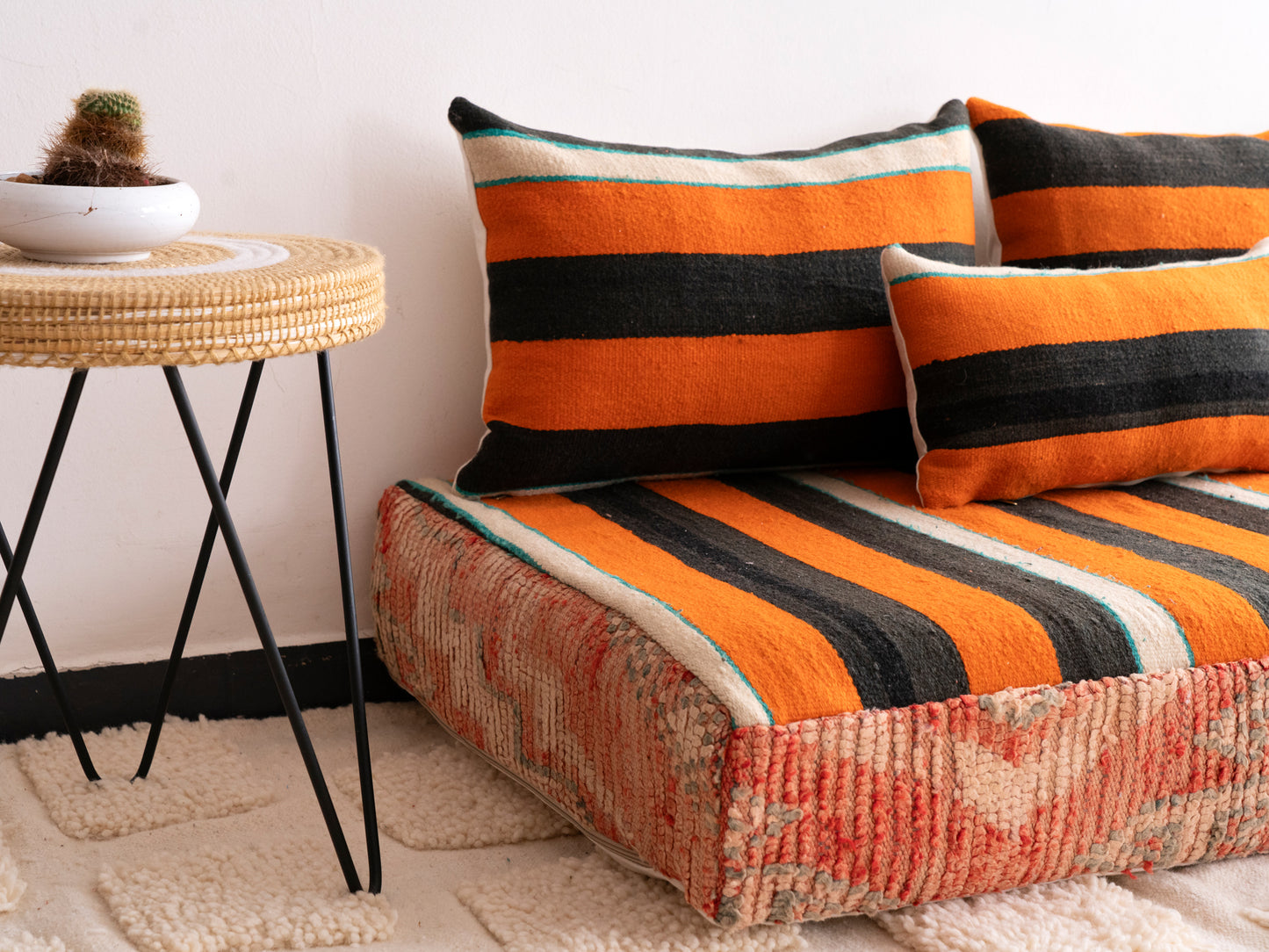 4ft Handmade Amazigh Sofa Asila ⵜⴰⴼⵍⴻⵙⵜ. FREE SHIPPING