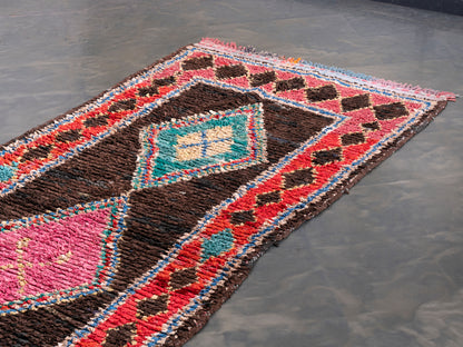 4x9 ft Handmade Amazigh Vintage Rug ⵜⴰⴼⵍⴻⵙⵜ. FREE SHIPPING