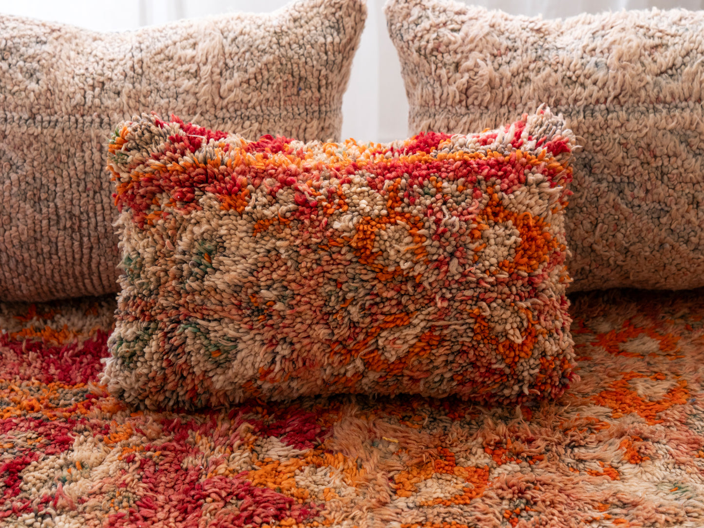 4+6ft Handmade Amazigh Vintage Sofa Ifrane ⴰⵓⵔⵉⵏⵊ. FREE SHIPPING