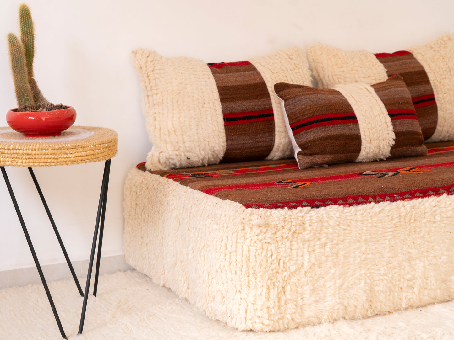 120cm/4ft Handmade Amazigh Vintage Sofa Masinassa ⴰⵓⵔⵉⵏⵊ