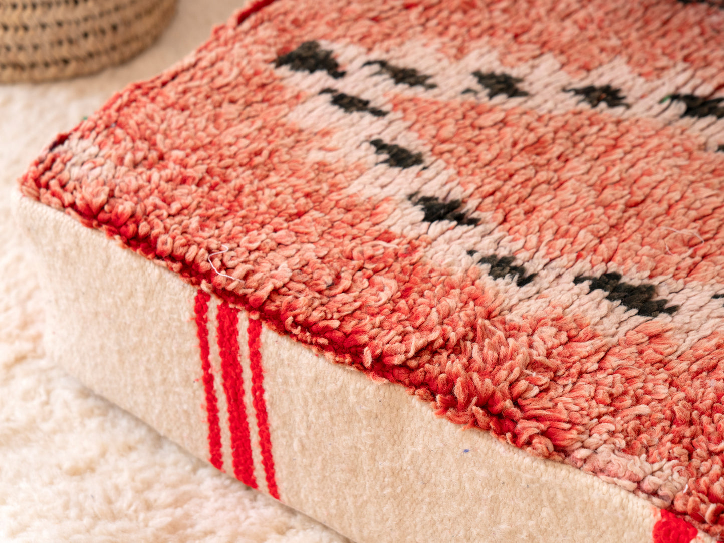 120cm/4ft Handmade Amazigh Tasanou Sofa ⵜⴰⴼⵍⴻⵙⵜ