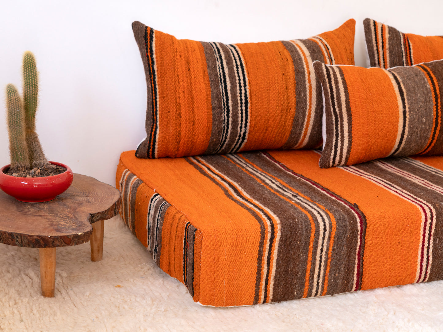 210cm/7ft Handmade Amazigh Sofa Ifrane ⵜⴰⴼⵍⴻⵙⵜ