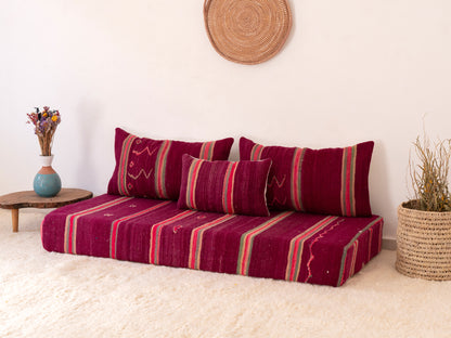 150cm/5ft Handmade Amazigh Tifelt Sofa ⵜⴰⴼⵍⴻⵙⵜ