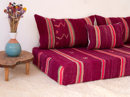 150cm/5ft Handmade Amazigh Tifelt Sofa ⵜⴰⴼⵍⴻⵙⵜ