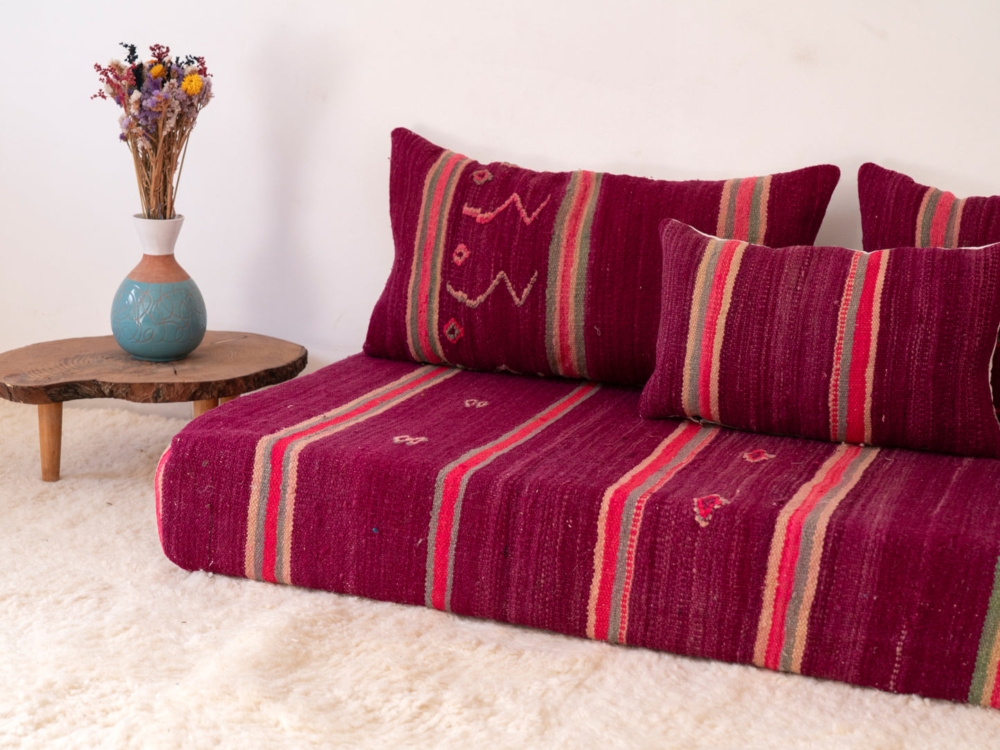 150cm/5ft Handmade Amazigh Tifelt Sofa ⵜⴰⴼⵍⴻⵙⵜ