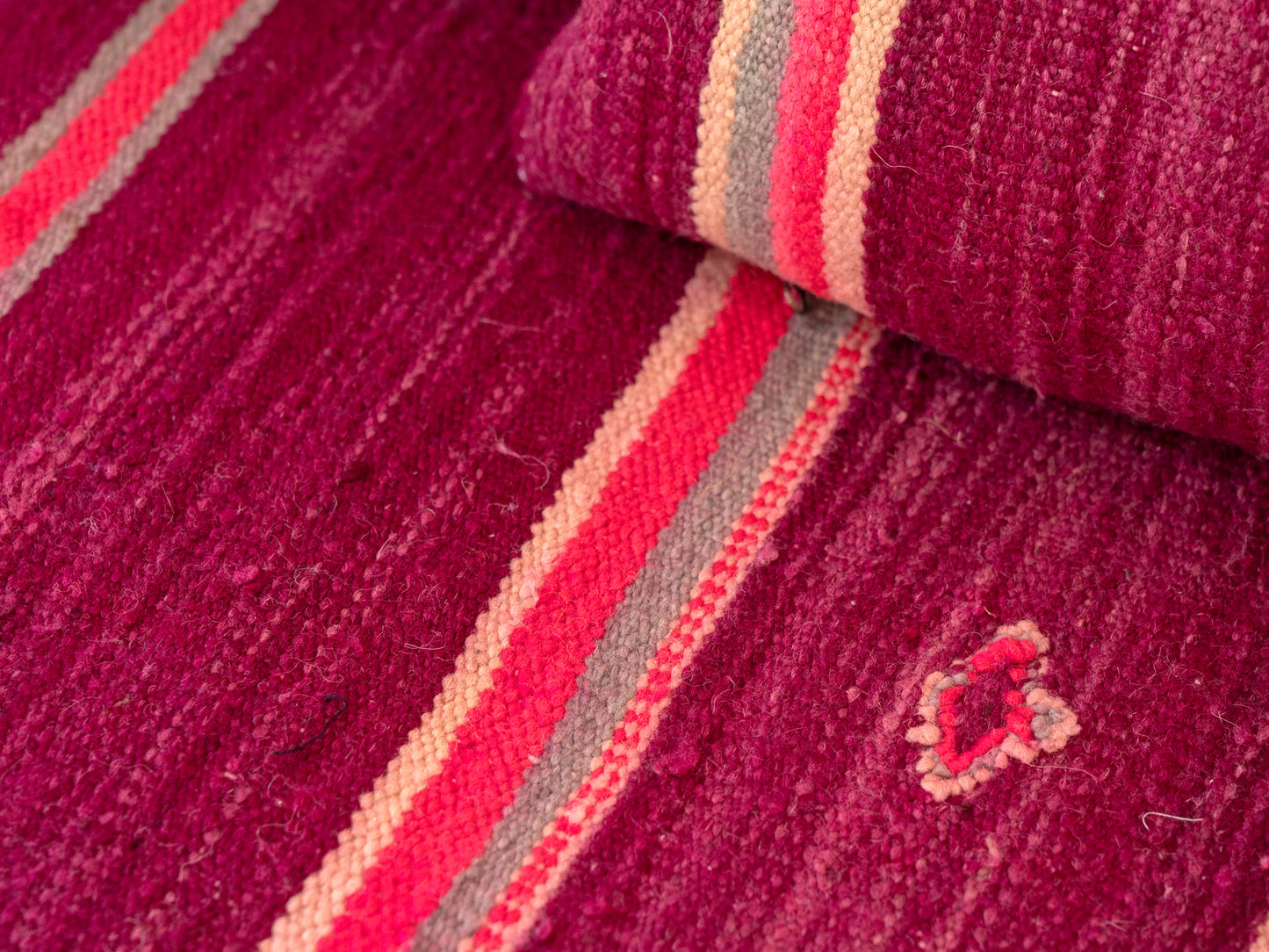 150cm/5ft Handmade Amazigh Tifelt Sofa ⵜⴰⴼⵍⴻⵙⵜ