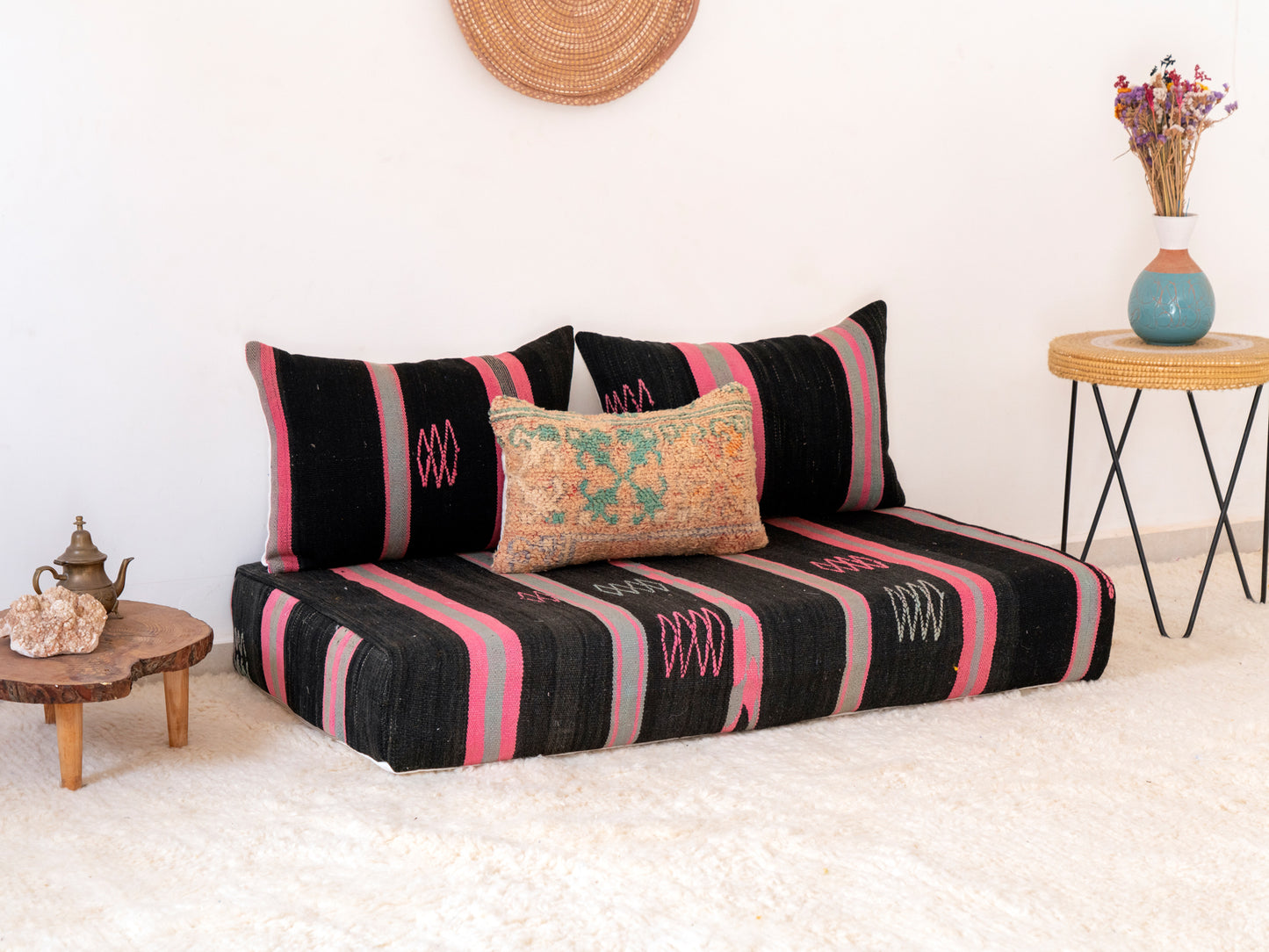 120cm/4ft Handmade Amazigh Laayoun Sofa ⵜⴰⴼⵍⴻⵙⵜ