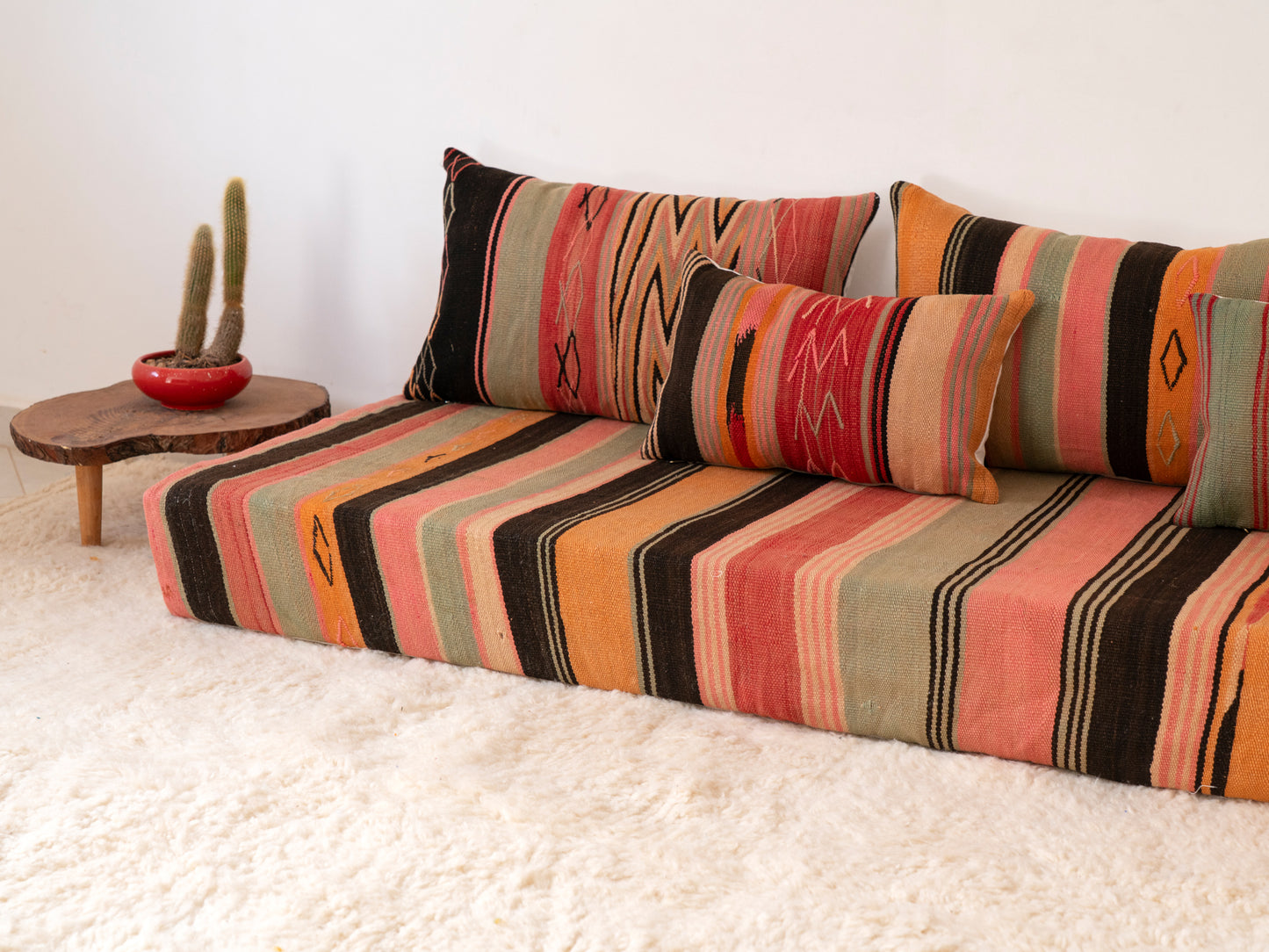 210cm/7ft Handmade Amazigh Azir Sofa ⵜⴰⴼⵍⴻⵙⵜ