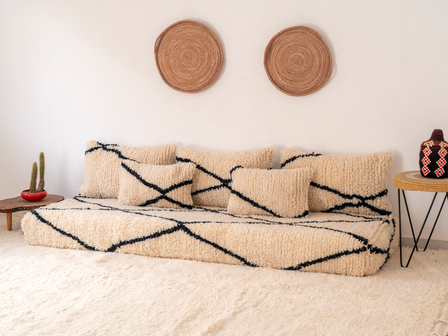 210cm/7ft Handmade Amazigh Sofa Moussa ⵜⴰⴼⵍⴻⵙⵜ