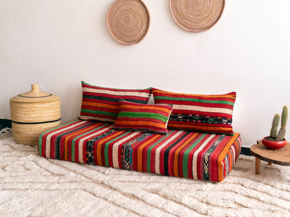 4ft Handmade Amazigh Sofa Fes ⵜⴰⴼⵍⴻⵙⵜ. FREE SHIPPING