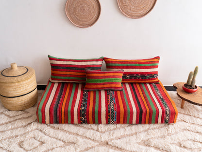 4ft Handmade Amazigh Sofa Fes ⵜⴰⴼⵍⴻⵙⵜ. FREE SHIPPING