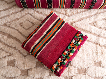 6ft Handmade Amazigh Vintage Sofa Imouzer ⴰⵓⵔⵉⵏⵊ. FREE SHIPPING