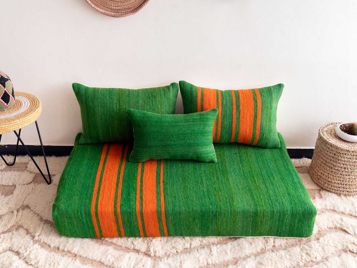 4ft Handmade Amazigh Sofa Marrakech ⵜⴰⴼⵍⴻⵙⵜ. FREE SHIPPING