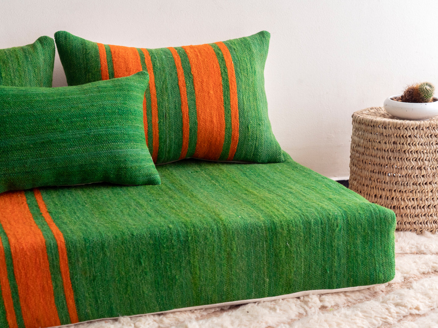 4ft Handmade Amazigh Sofa Marrakech ⵜⴰⴼⵍⴻⵙⵜ. FREE SHIPPING