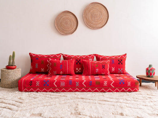 6ft Handmade Amazigh Sofa Illy ⴰⵓⵔⵉⵏⵊ. FREE SHIPPING