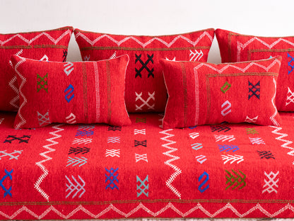 6ft Handmade Amazigh Sofa Illy ⴰⵓⵔⵉⵏⵊ