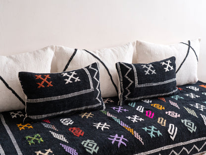 6ft Handmade Amazigh Vintage Sofa Miral ⴰⵓⵔⵉⵏⵊ. FREE SHIPPING