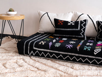 6ft Handmade Amazigh Vintage Sofa Miral ⴰⵓⵔⵉⵏⵊ. FREE SHIPPING