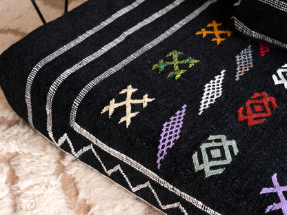 6ft Handmade Amazigh Vintage Sofa Miral ⴰⵓⵔⵉⵏⵊ. FREE SHIPPING