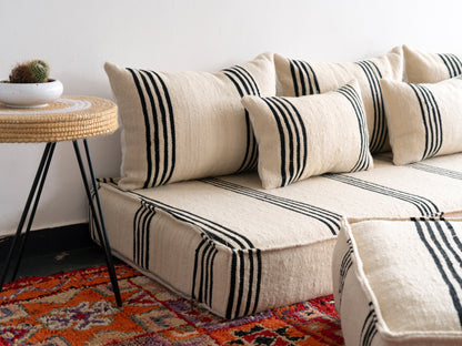 6ft Handmade Amazigh Vintage Sofa Eli ⴰⵓⵔⵉⵏⵊ. FREE SHIPPING