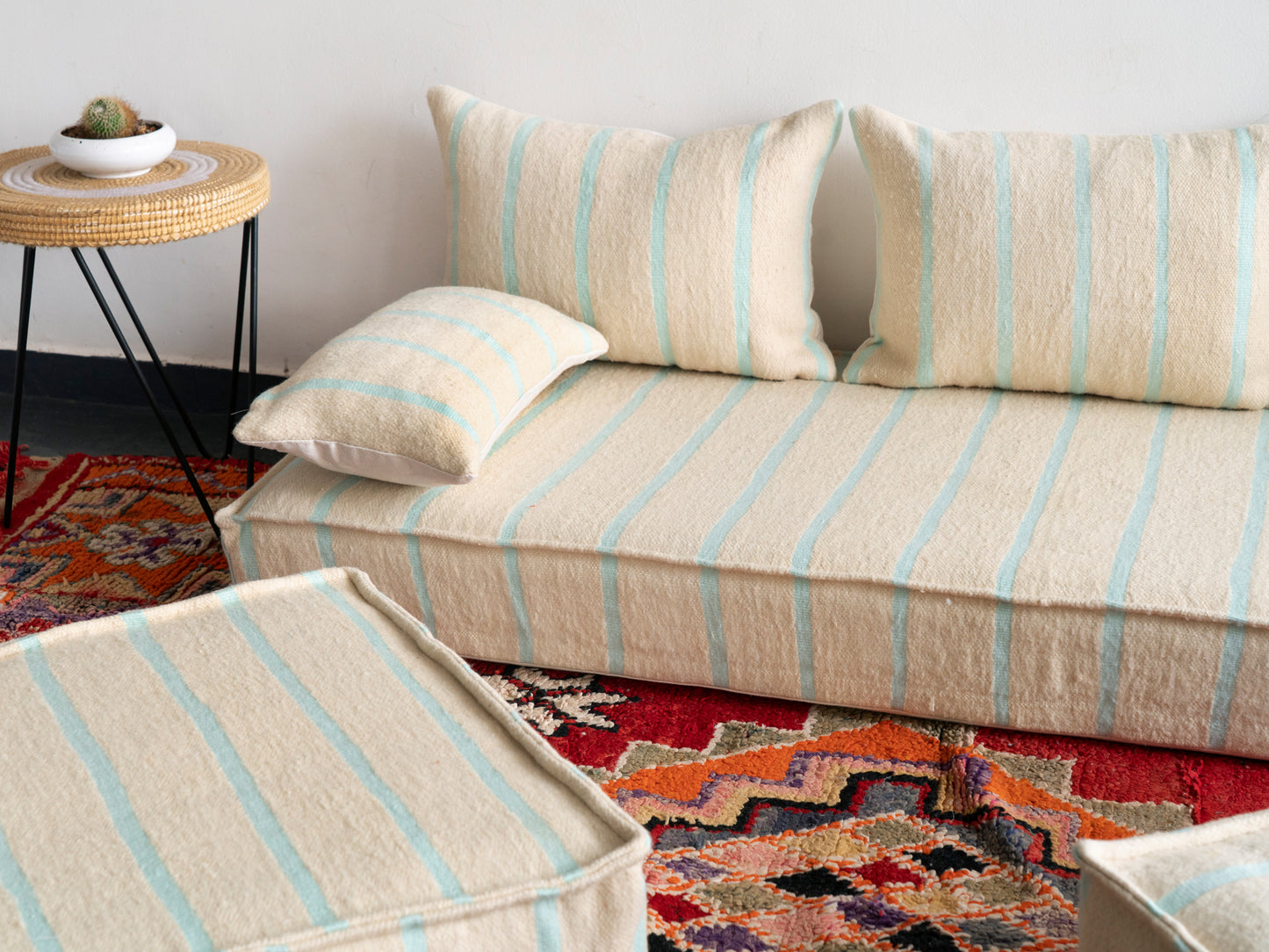 6ft Handmade Amazigh Vintage Sofa Mouha ⴰⵓⵔⵉⵏⵊ. FREE SHIPPING