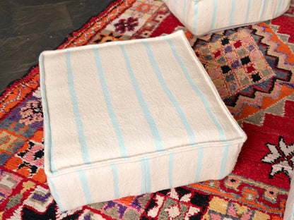 6ft Handmade Amazigh Vintage Sofa Mouha ⴰⵓⵔⵉⵏⵊ. FREE SHIPPING