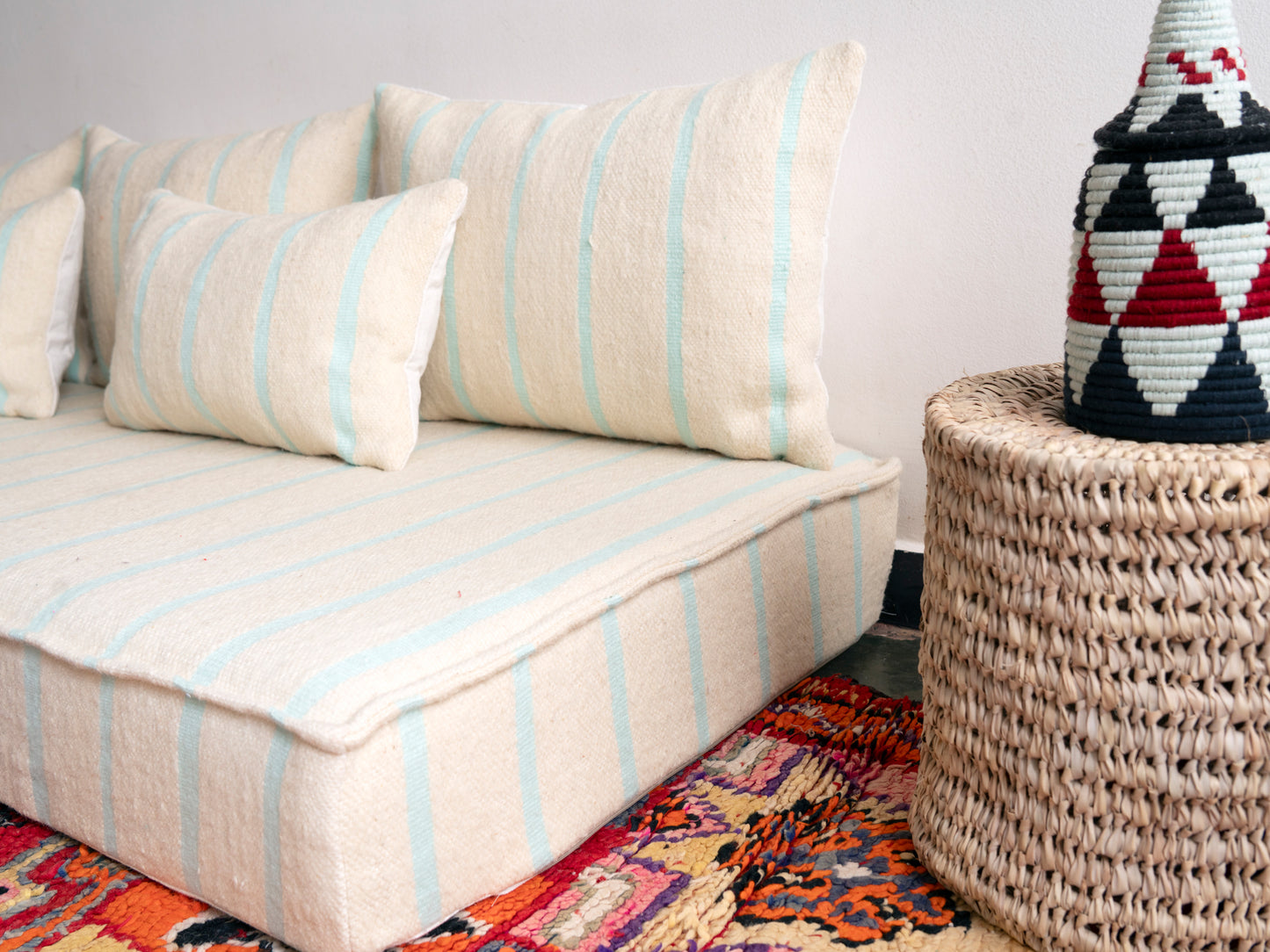 6ft Handmade Amazigh Vintage Sofa Mouha ⴰⵓⵔⵉⵏⵊ. FREE SHIPPING