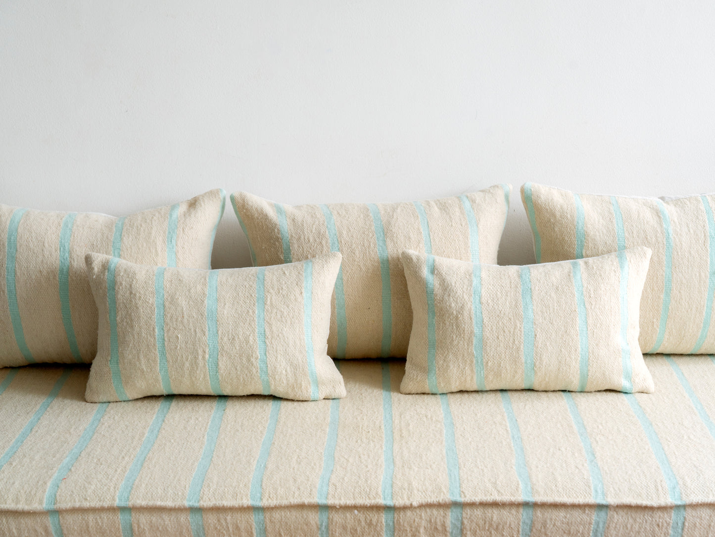 6ft Handmade Amazigh Vintage Sofa Mouha ⴰⵓⵔⵉⵏⵊ. FREE SHIPPING