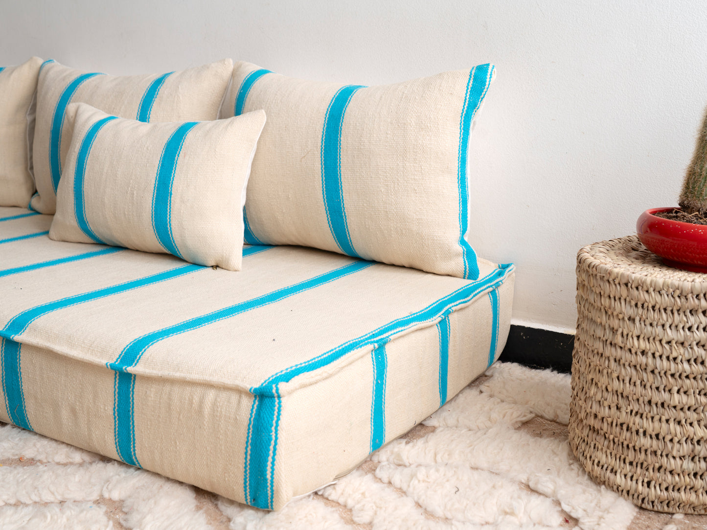 6ft Handmade Amazigh Vintage Sofa Lia ⴰⵓⵔⵉⵏⵊ. FREE SHIPPING