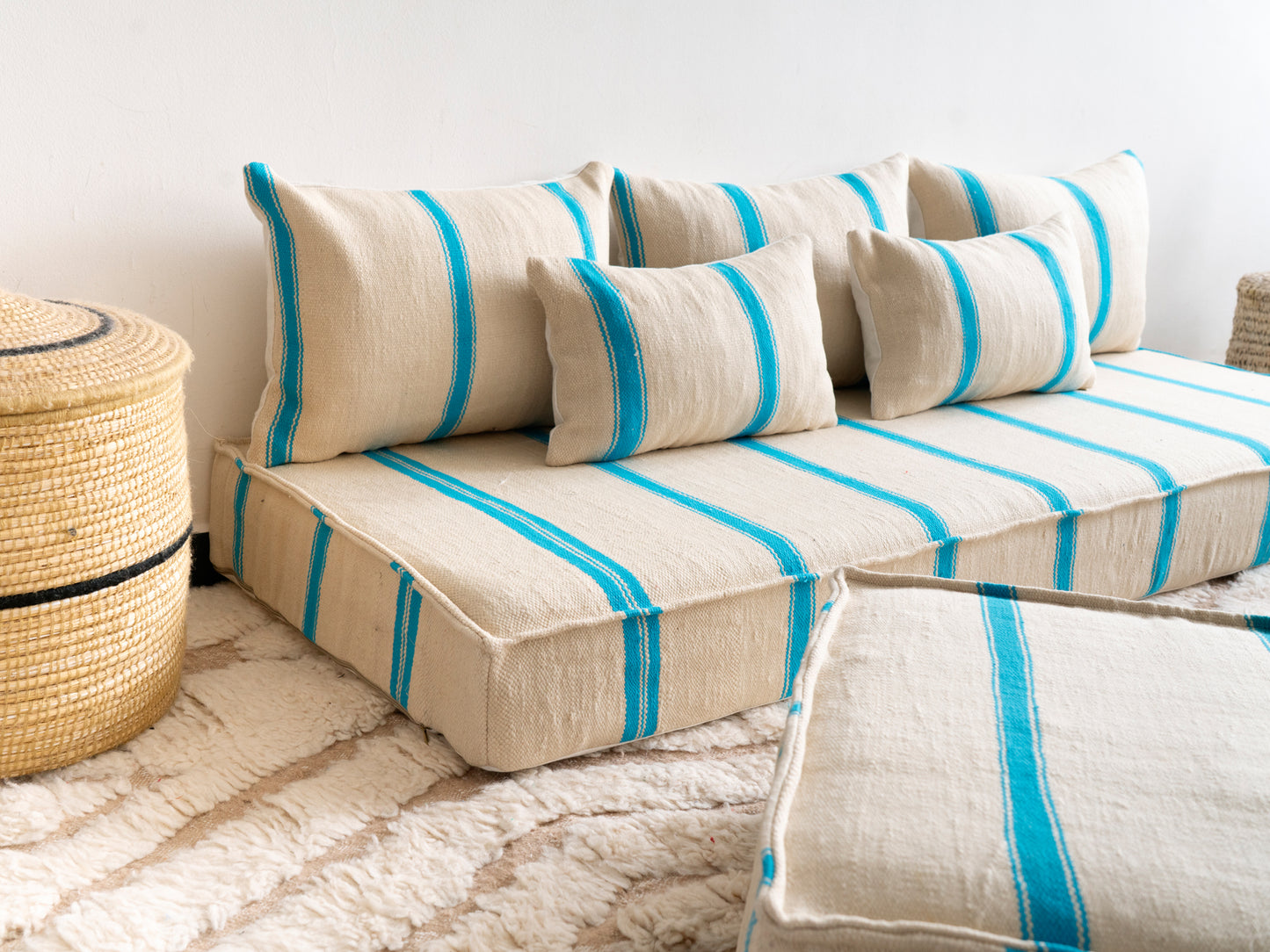 6ft Handmade Amazigh Vintage Sofa Lia ⴰⵓⵔⵉⵏⵊ. FREE SHIPPING